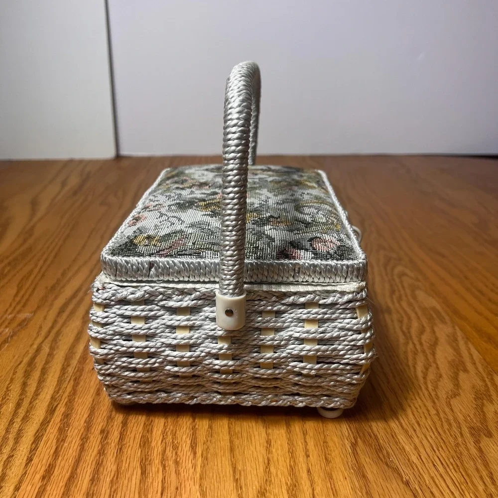 VTG Woven Sewing Basket Box Floral Tapestry Lid Taiwan cottage Box Needlework